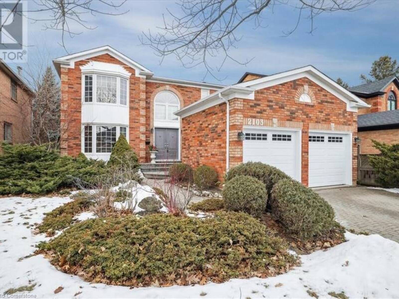 2103 BRAYS Lane, Oakville, Ontario L6M 2T2