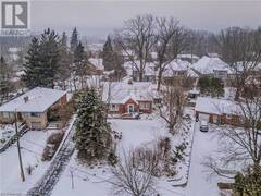 15 MAYFAIR Avenue Dundas Ontario, L9H 3K5