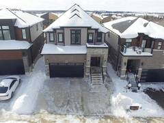 528 NATHALIE Crescent Kitchener Ontario, N2E 0H8