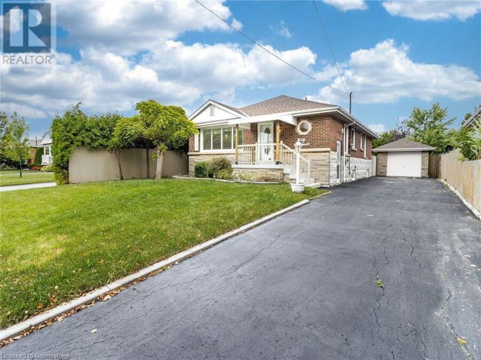 47 ALDERNEY Avenue, Hamilton, Ontario L9A 2A6