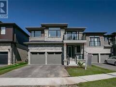 4 WHITTON DR Drive Brantford Ontario, N3T 5L5