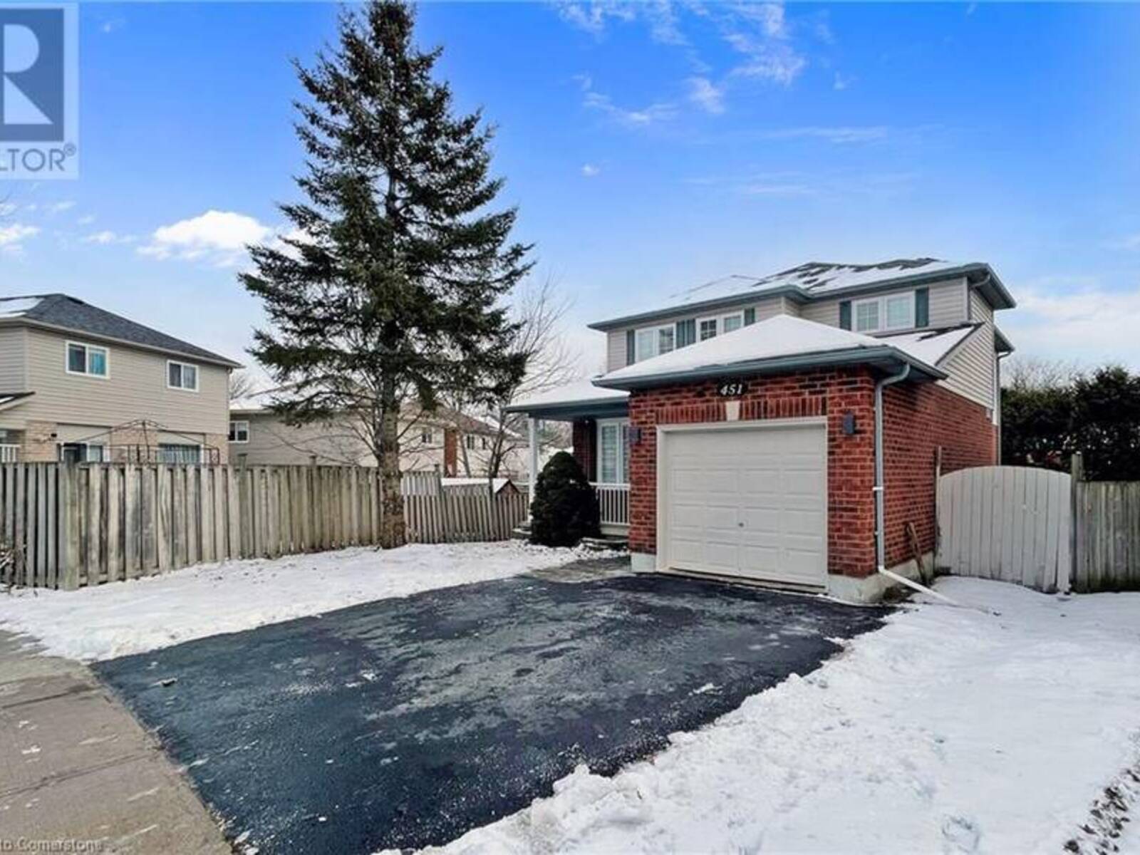 451 COMPTON Crescent, Oshawa, Ontario L1G 8C7