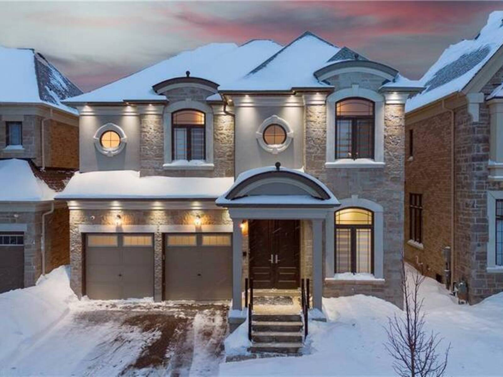 1252 QUEENS PLATE Road, Oakville, Ontario L6M 5M2