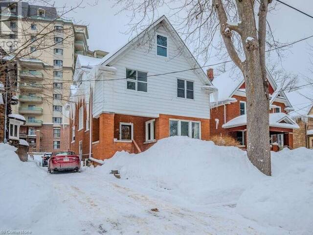 19 SCHNEIDER Avenue Kitchener Ontario, N2G 1K7 - 6 Bedrooms Home For Sale