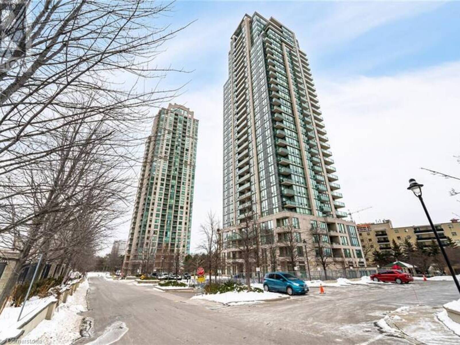 3515 KARIYA Drive Unit# 303, Mississauga, Ontario L5B 0C1