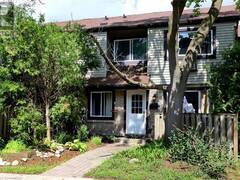 366 SCOTTSDALE Drive Guelph Ontario, N1G 2Z8