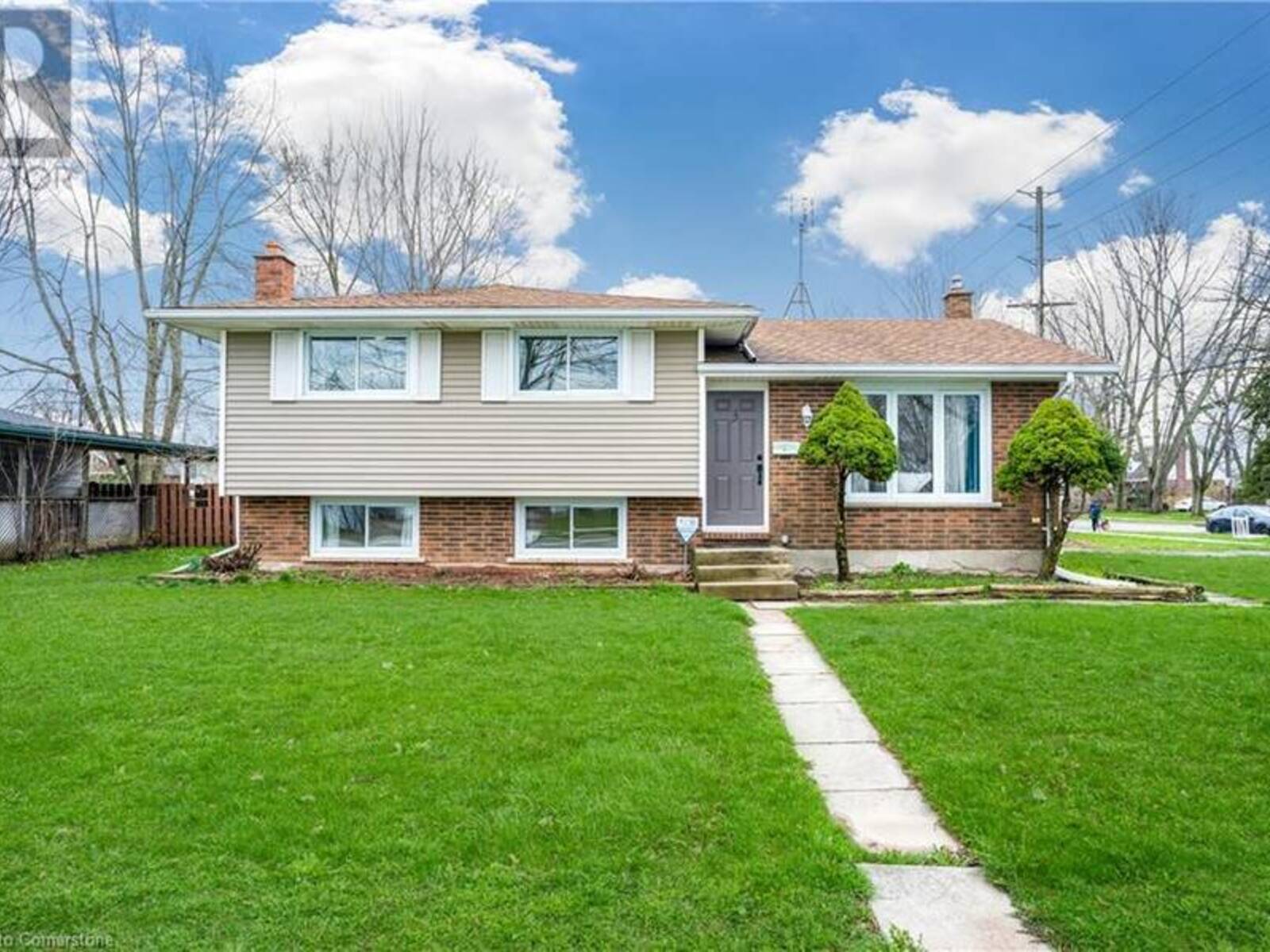 3 NORTHGATE Drive, Welland, Ontario L3C 5Y2