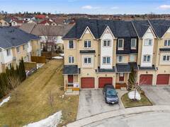 7284 BELLSHIRE Gate Unit# 29 Mississauga Ontario, L5N 8E3