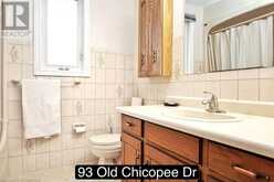 93 OLD CHICOPEE Drive | Kitchener Ontario | Slide Image Seventeen