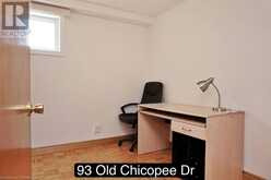 93 OLD CHICOPEE Drive | Kitchener Ontario | Slide Image Thirty-four