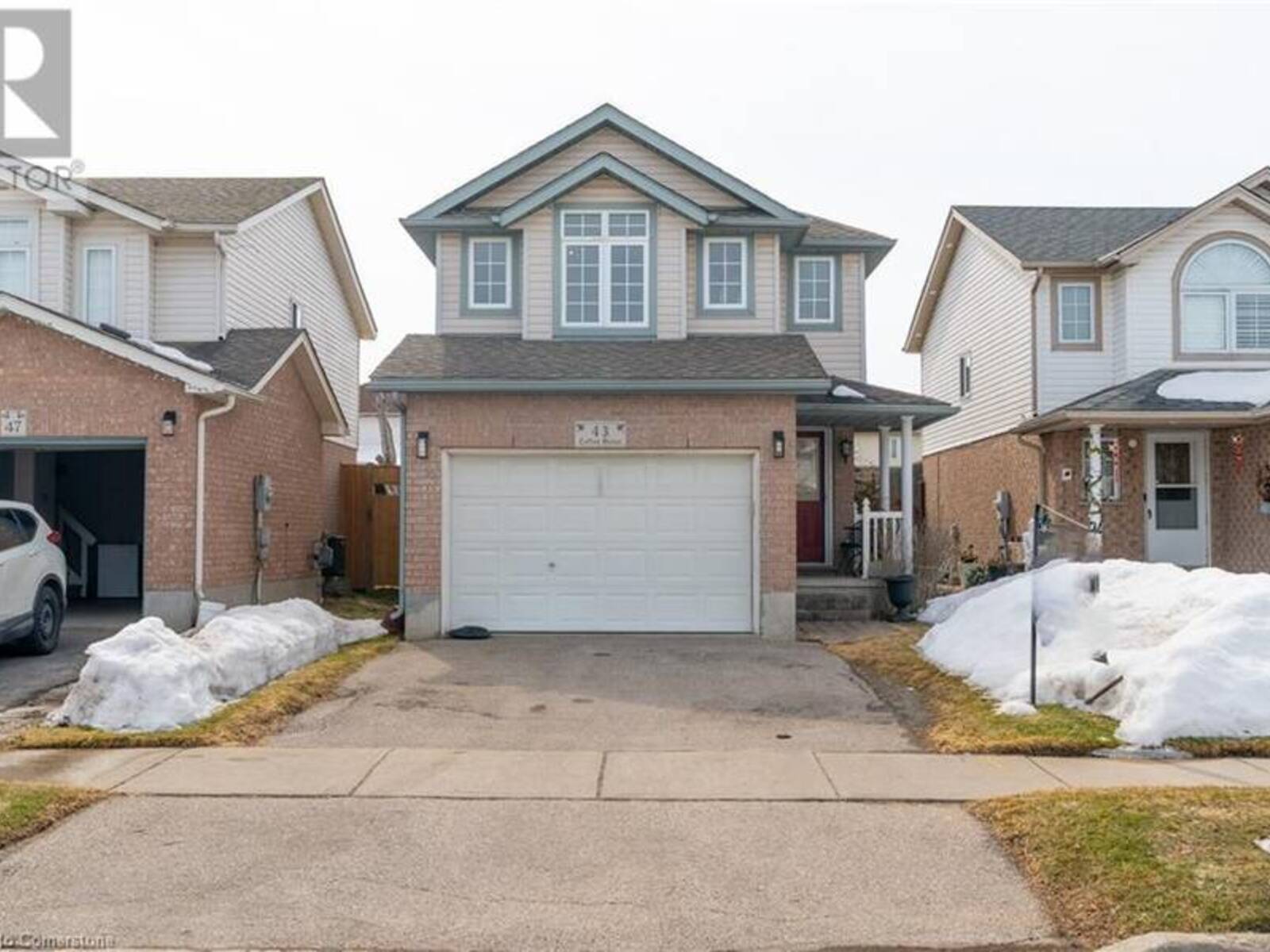 43 COTTON GRASS Street, Kitchener, Ontario N2E 3T7