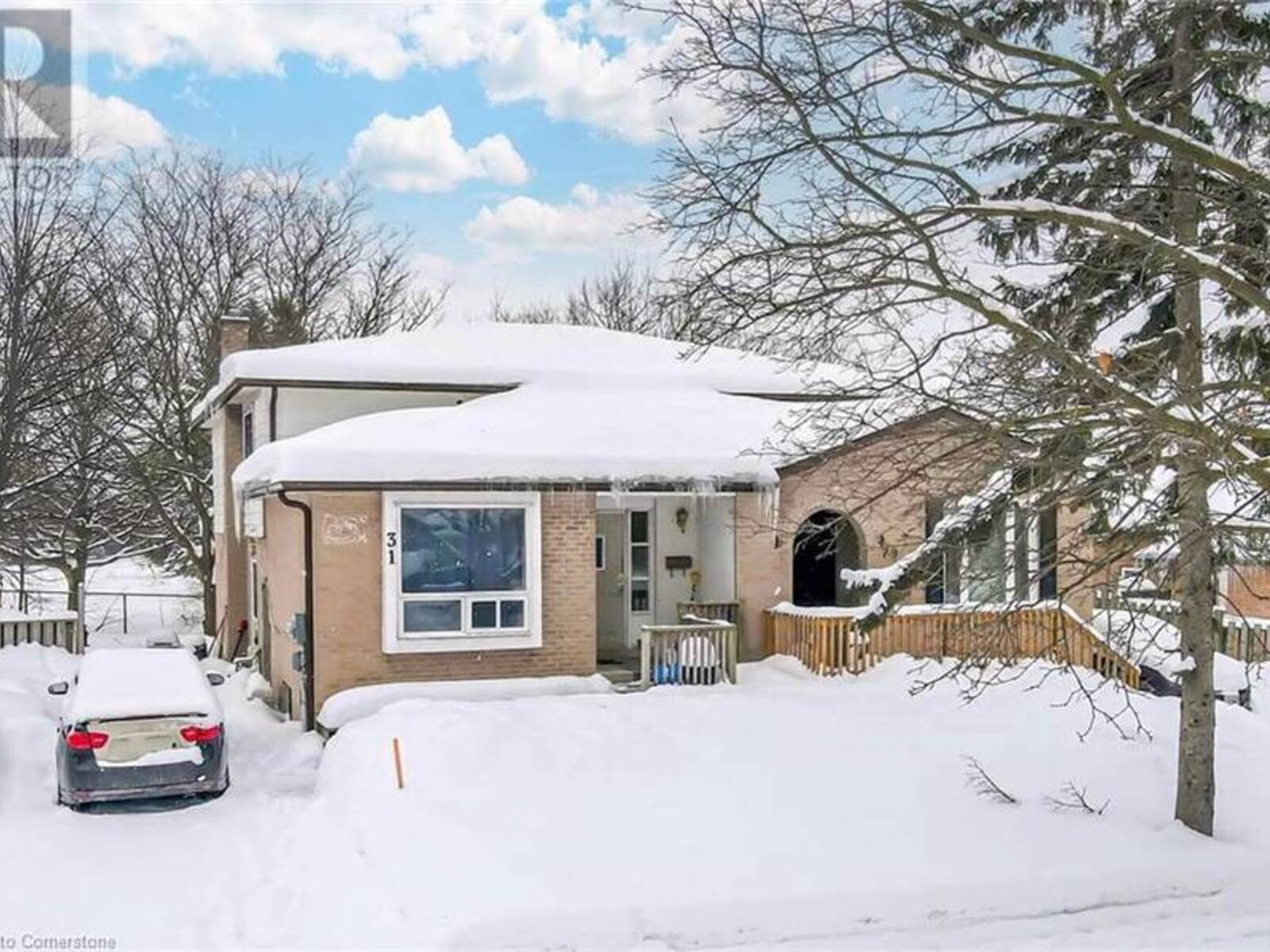 31 SYLVIA Street, Barrie, Ontario L4M 5J2