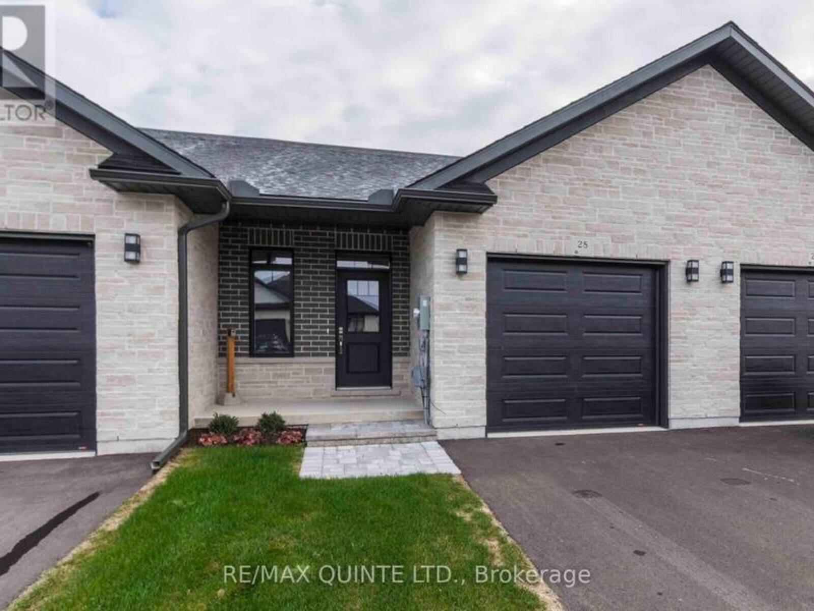 7 VAUGHN COURT, Belleville, Ontario K8N 0R7