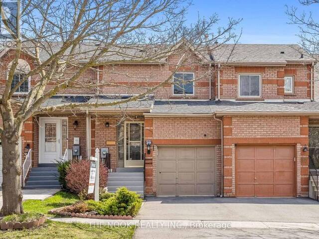 29 WALLACE DR Whitby Ontario, L1N 9G9