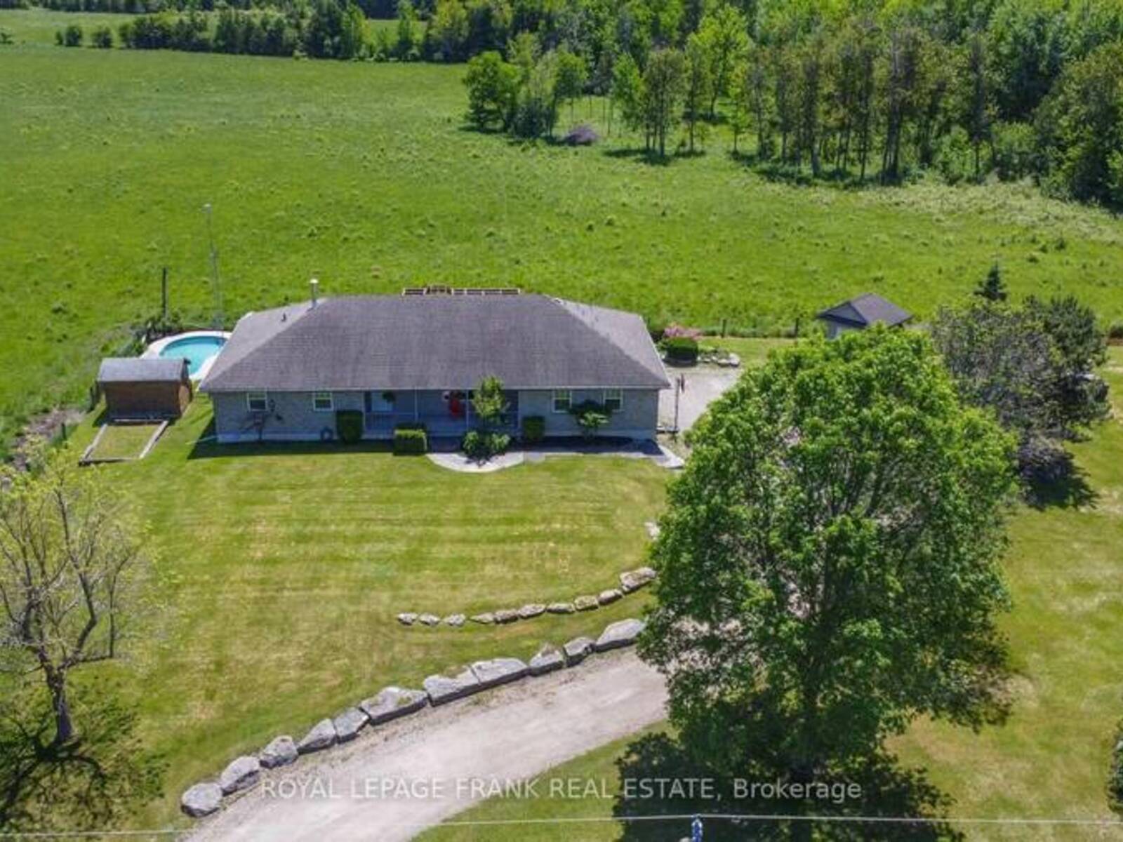 206 POWLES ROAD, Kawartha Lakes, Ontario K0M 1G0