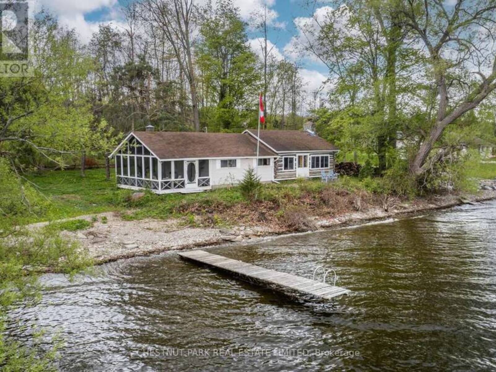 32 BONGARDS LANE, Prince Edward, Ontario K0K 2T0