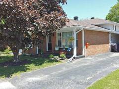 14 MARSHALL PARK DRIVE North Bay Ontario, P1A 2N9