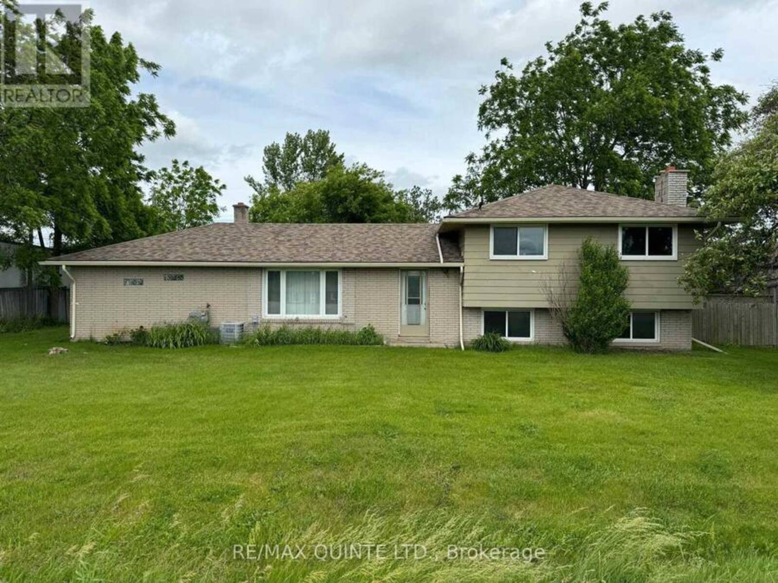 27 CHRISTIAN SCHOOL ROAD, Belleville, Ontario K8N 0L7