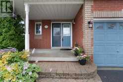 127 CALWELL DRIVE | Scugog Ontario | Slide Image Two