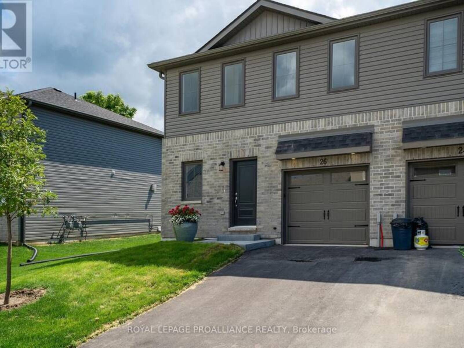 26 CAMPBELL CRESCENT, Prince Edward, Ontario K0K 2T0