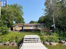 22 LAKEVIEW BOULEVARD | Kawartha Lakes Ontario | Slide Image Ten