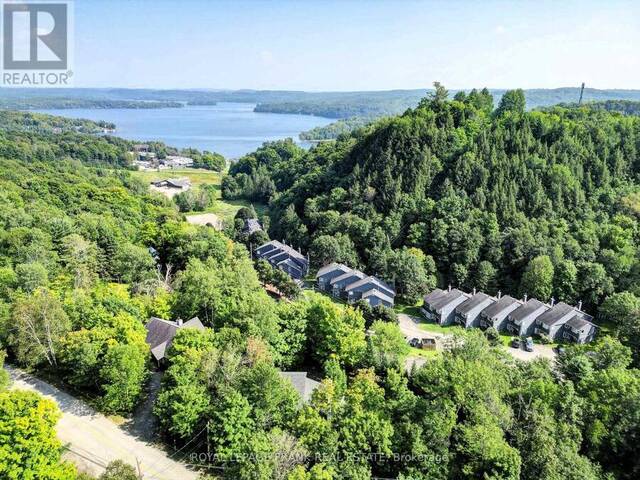 8 - 1561 HIDDEN VALLEY ROAD Huntsville Ontario, P1H 1A4