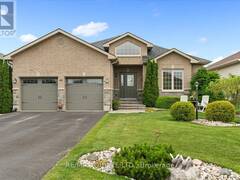 49 MAPLEHURST CRESCENT Prince Edward Ontario, K0K 3L0