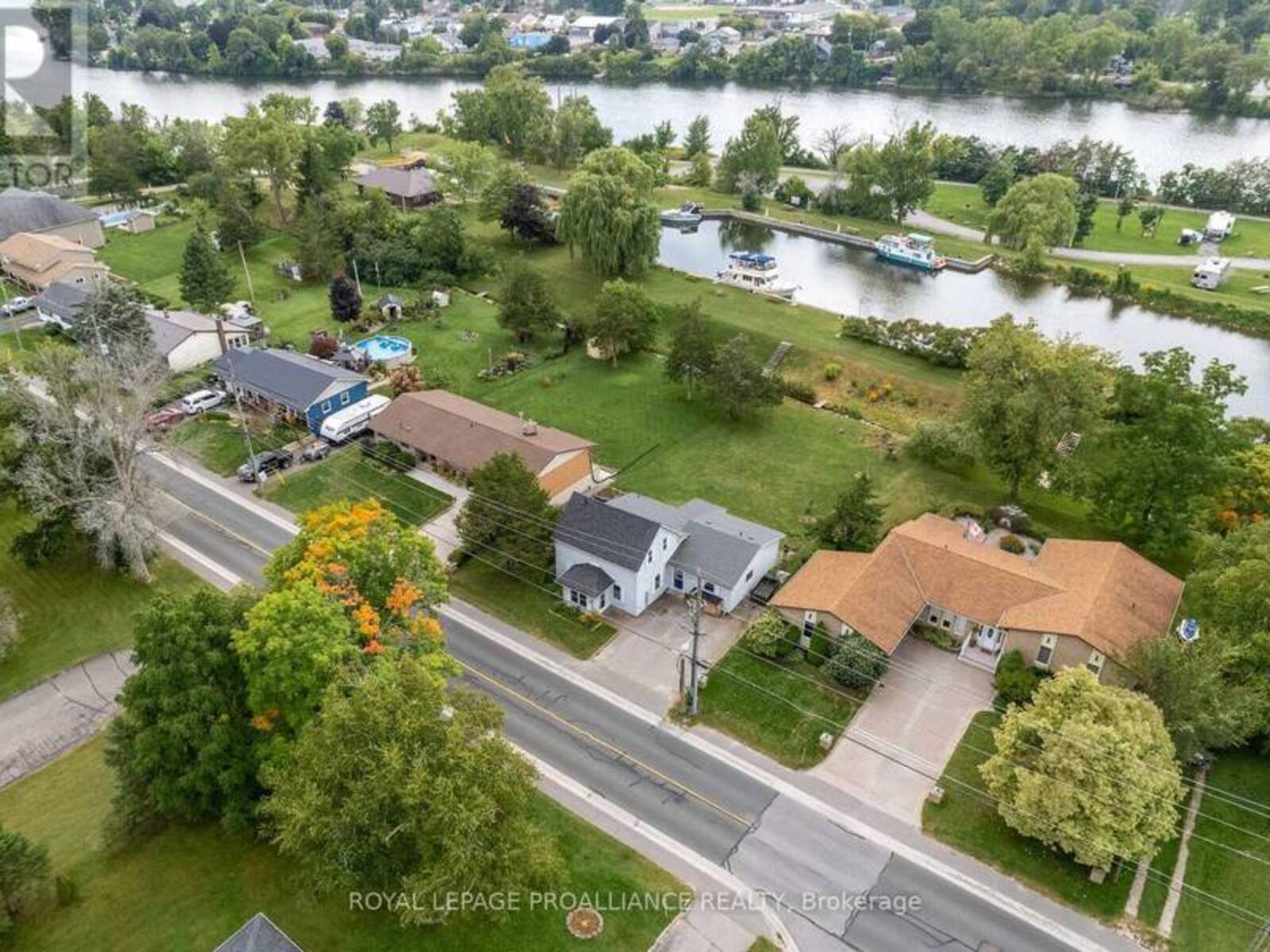 241 RIVERSIDE PARKWAY, Quinte West, Ontario K0K 2C0