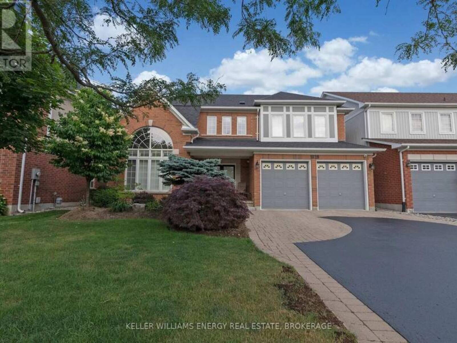 1828 BADGLEY COURT, Oshawa, Ontario L1K 0H5