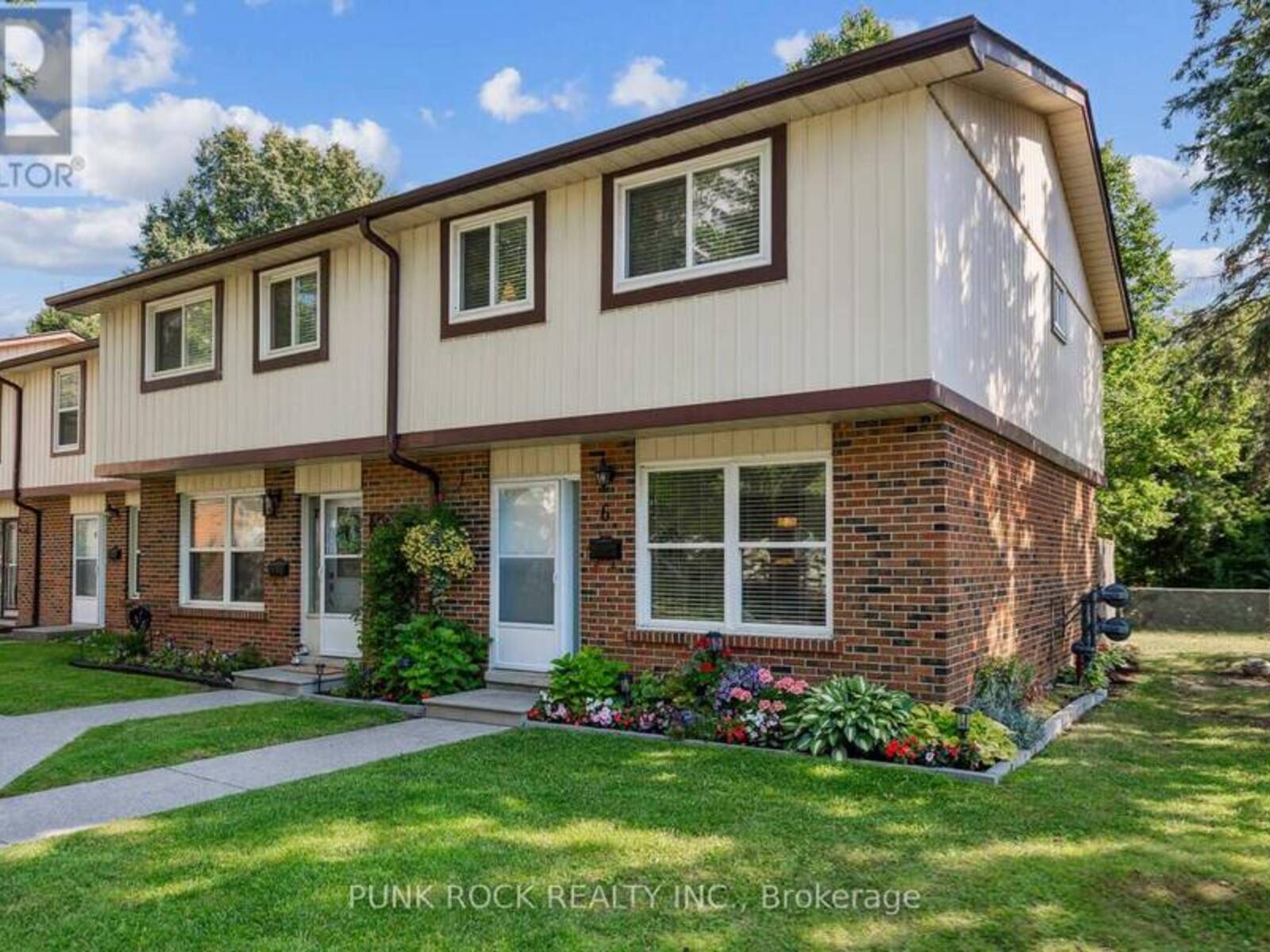 6 - 1230 RADOM STREET, Pickering, Ontario L1W 3B8