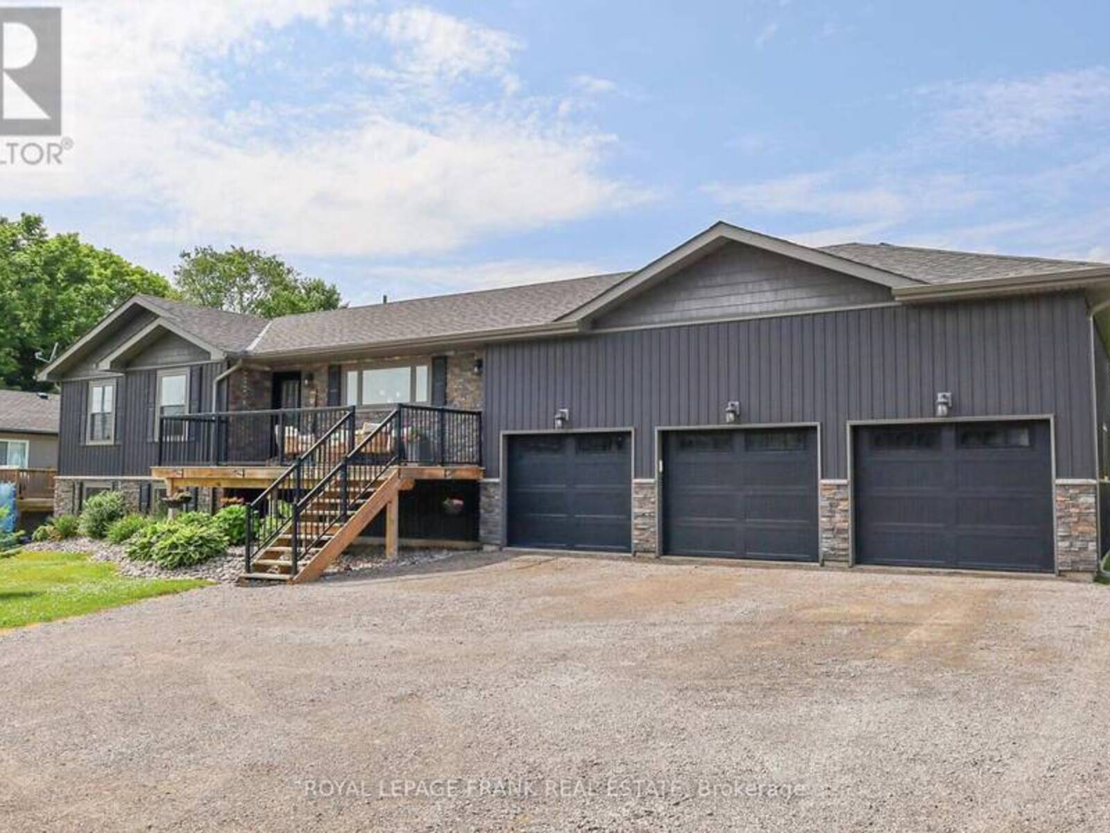 484 ENNIS ROAD, Smith-Ennismore-Lakefield, Ontario K0L 1T0