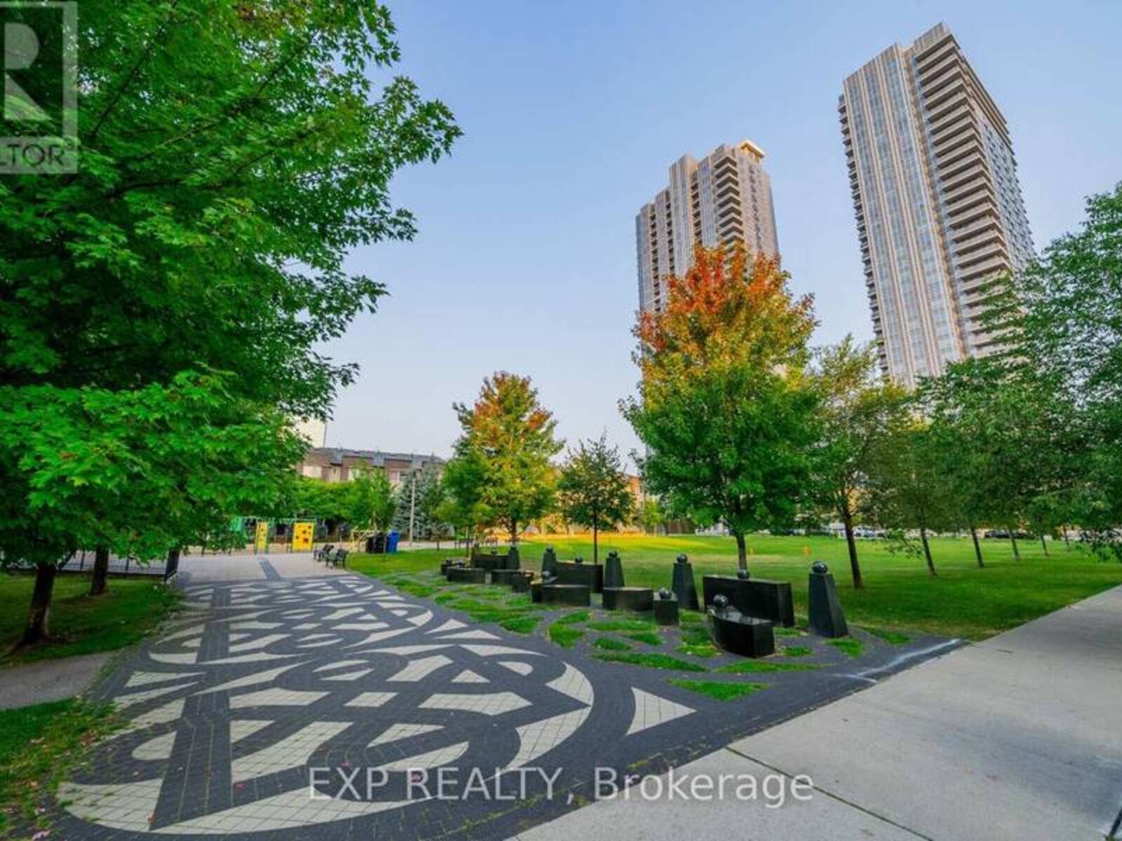 1610 - 255 VILLAGE GREEN SQUARE, Toronto, Ontario M1S 0L7