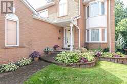 16 HUNTER DRIVE | Ajax Ontario | Slide Image Three