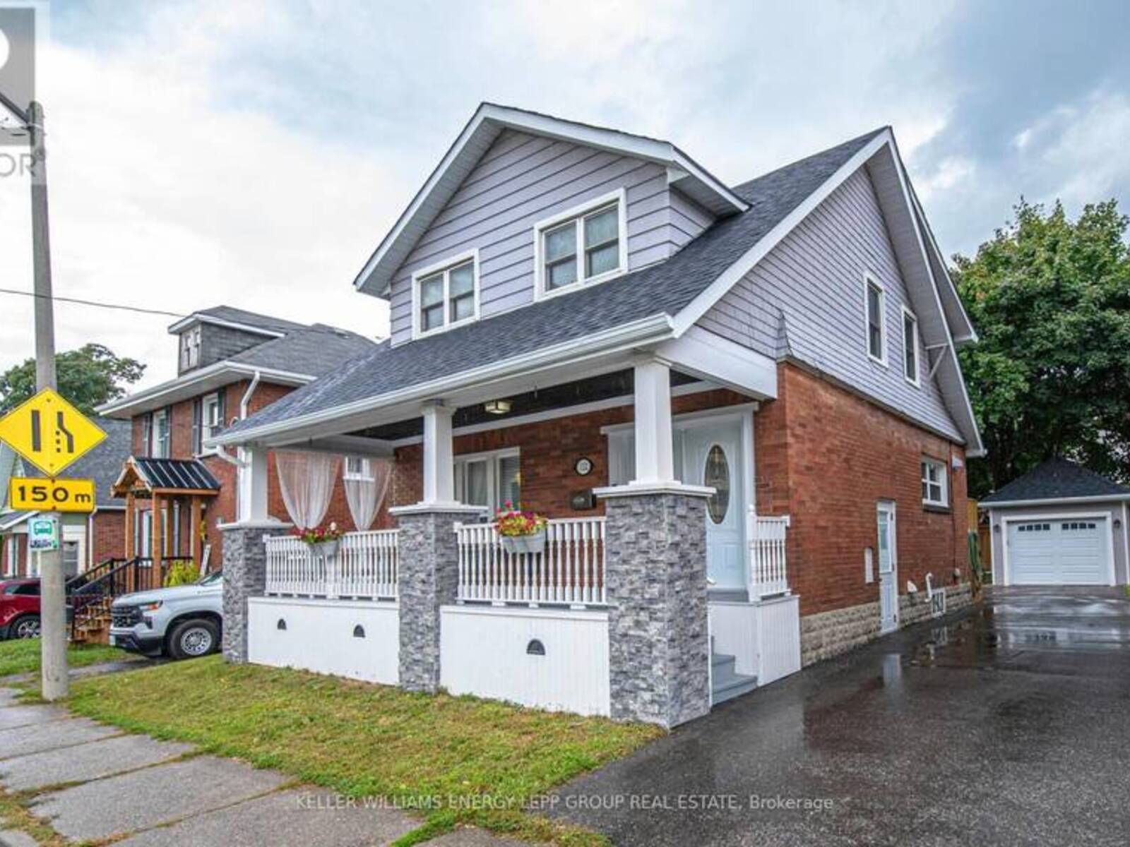 112 ADELAIDE AVENUE W, Oshawa, Ontario L1G 1Y6