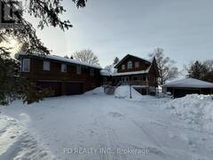 48 STURGEON GLEN ROAD Fenelon Falls Ontario, K0M 1N0