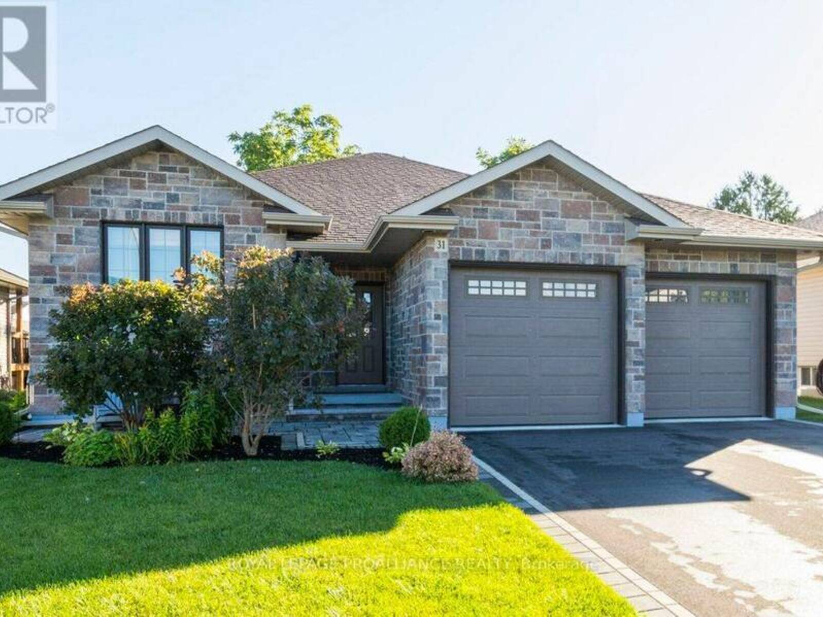 31 CHELFORD CRESCENT, Belleville, Ontario K8N 4J8