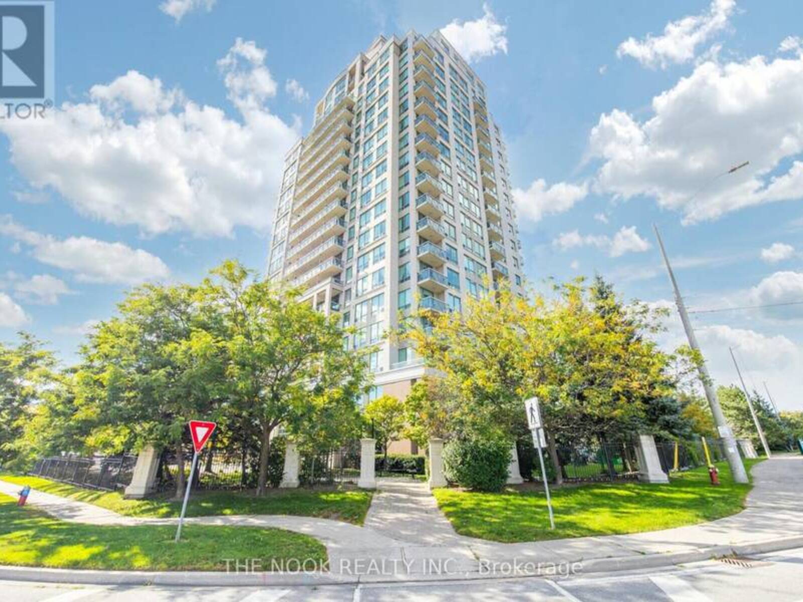 1101 - 1359 RATHBURN ROAD E, Mississauga, Ontario L4W 5P7