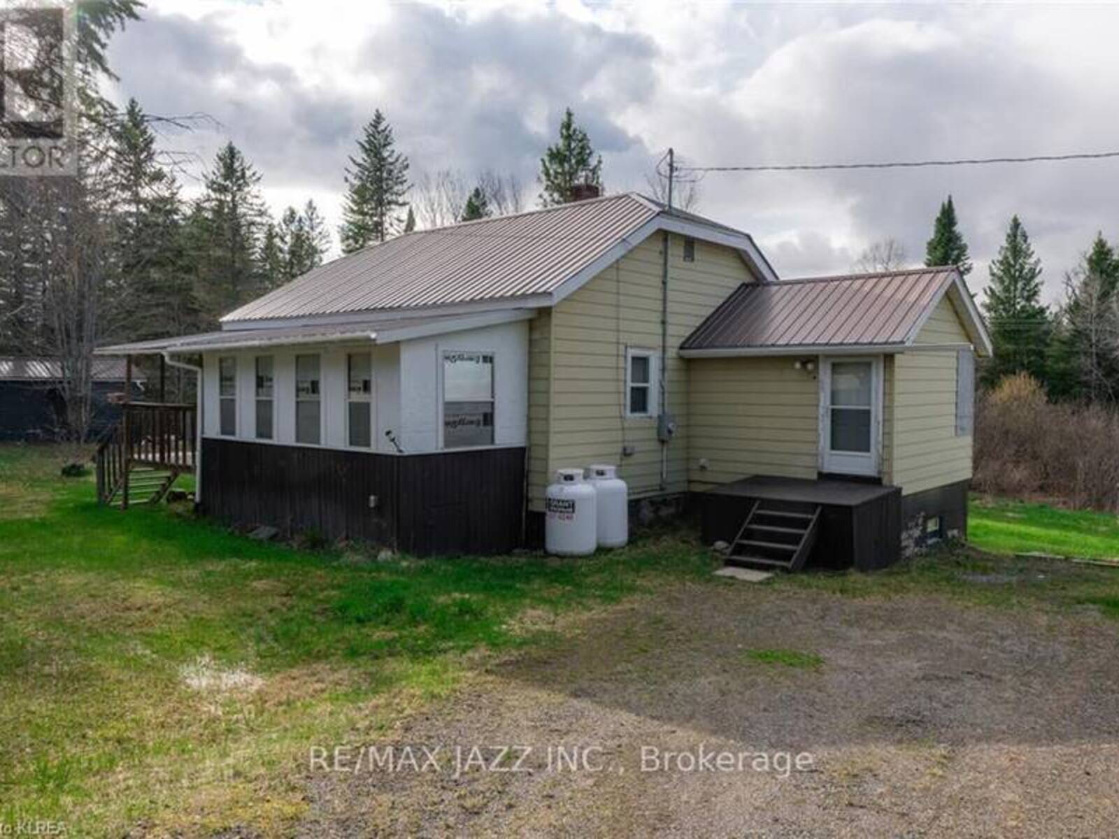 8246 HIGHWAY 522, Parry Sound, Ontario P0H 1N0