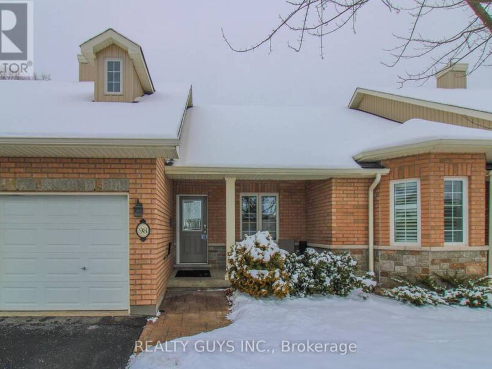 98 VILLAGE CRESCENT, Peterborough, Ontario K9J 0A9