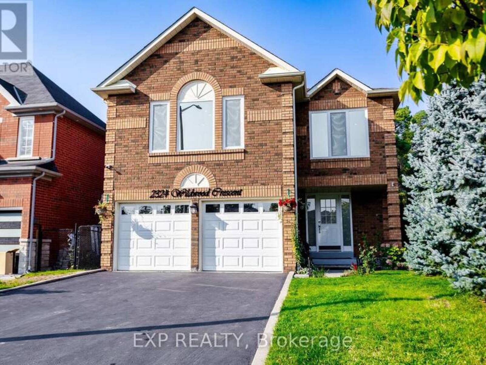 2324 WILDWOOD CRESCENT, Pickering, Ontario L1X 2N1