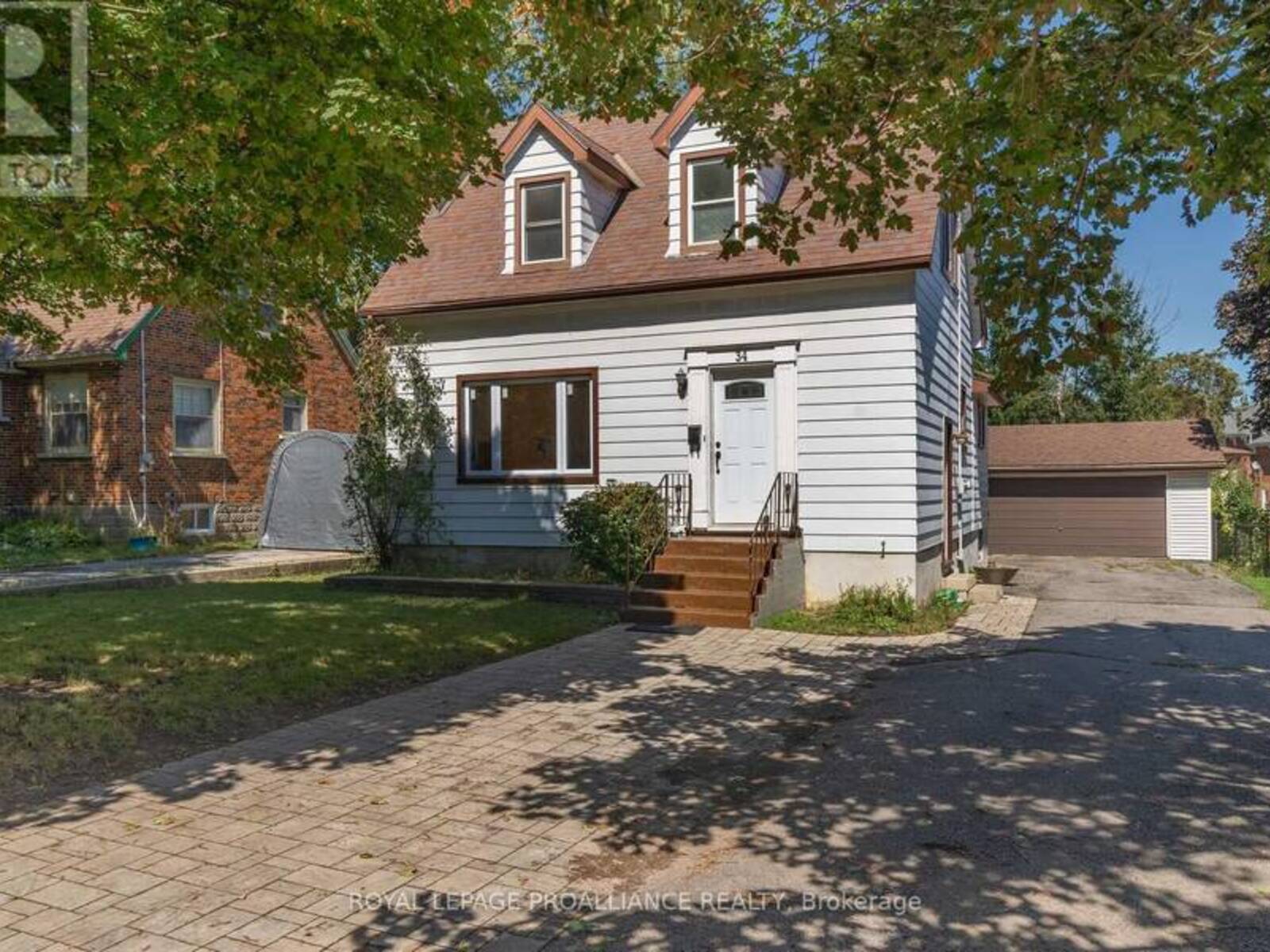 34 LEWIS STREET, Belleville, Ontario K8P 1R2