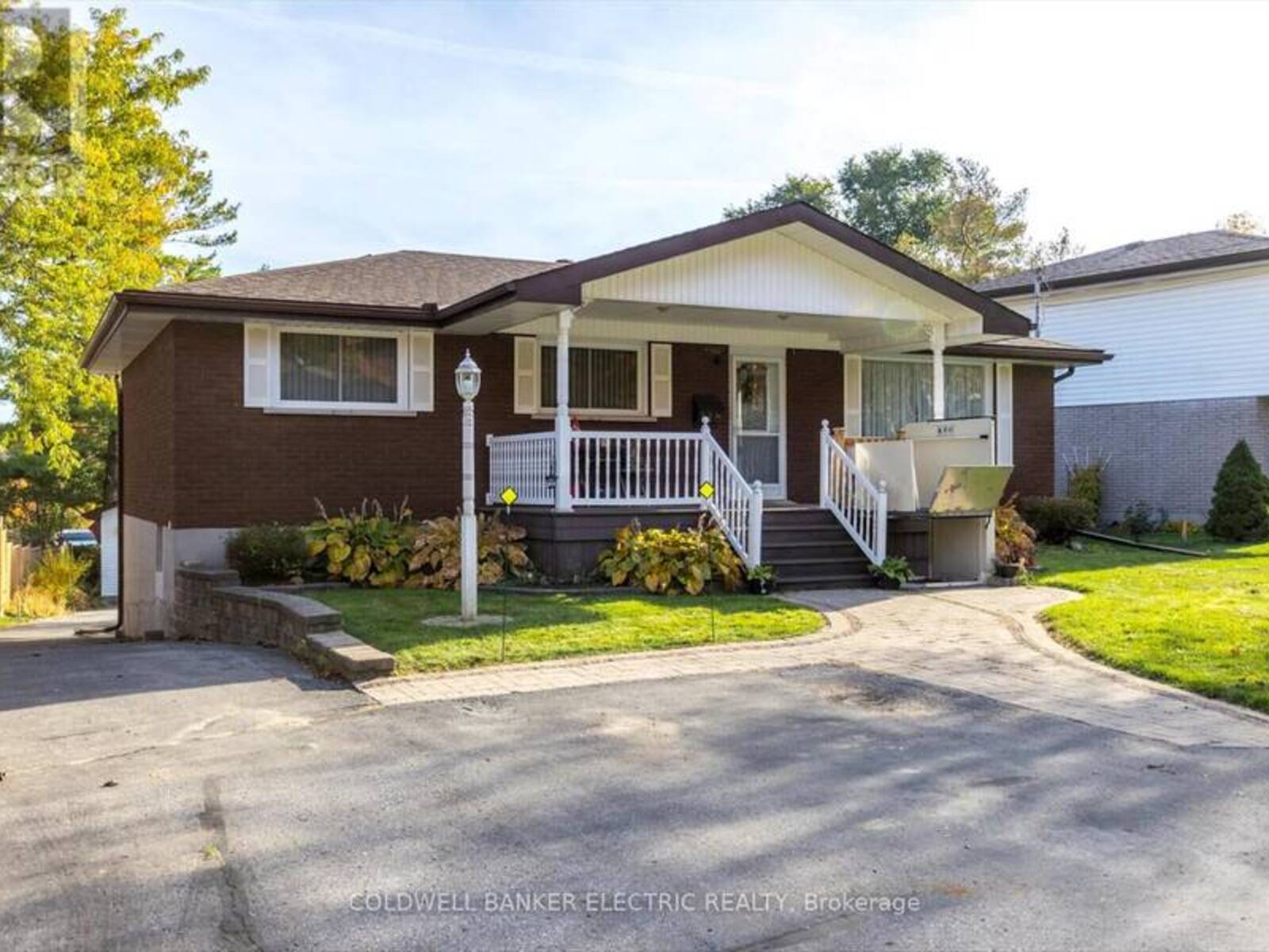 118 PARKDALE AVENUE, Smith-Ennismore-Lakefield, Ontario K9L 1K4