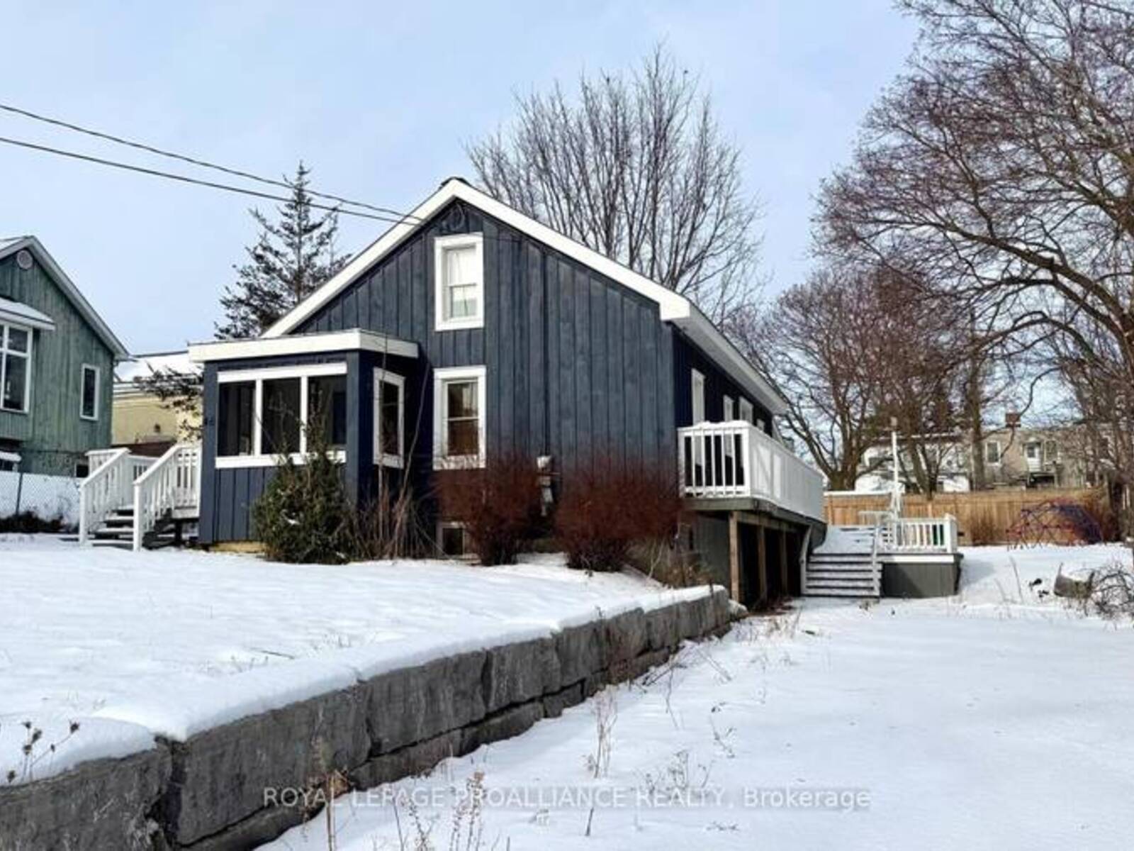 46 MARY STREET, Prince Edward, Ontario K0K 2T0