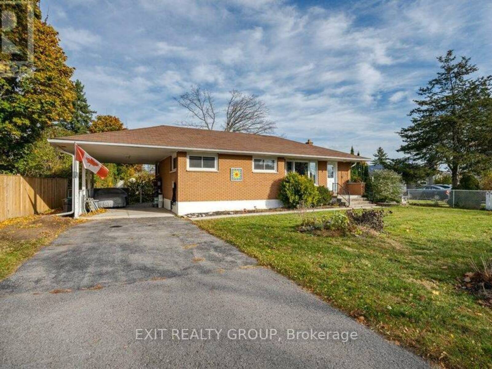 9 BISHOP BOULEVARD, Quinte West, Ontario K0K 2E0