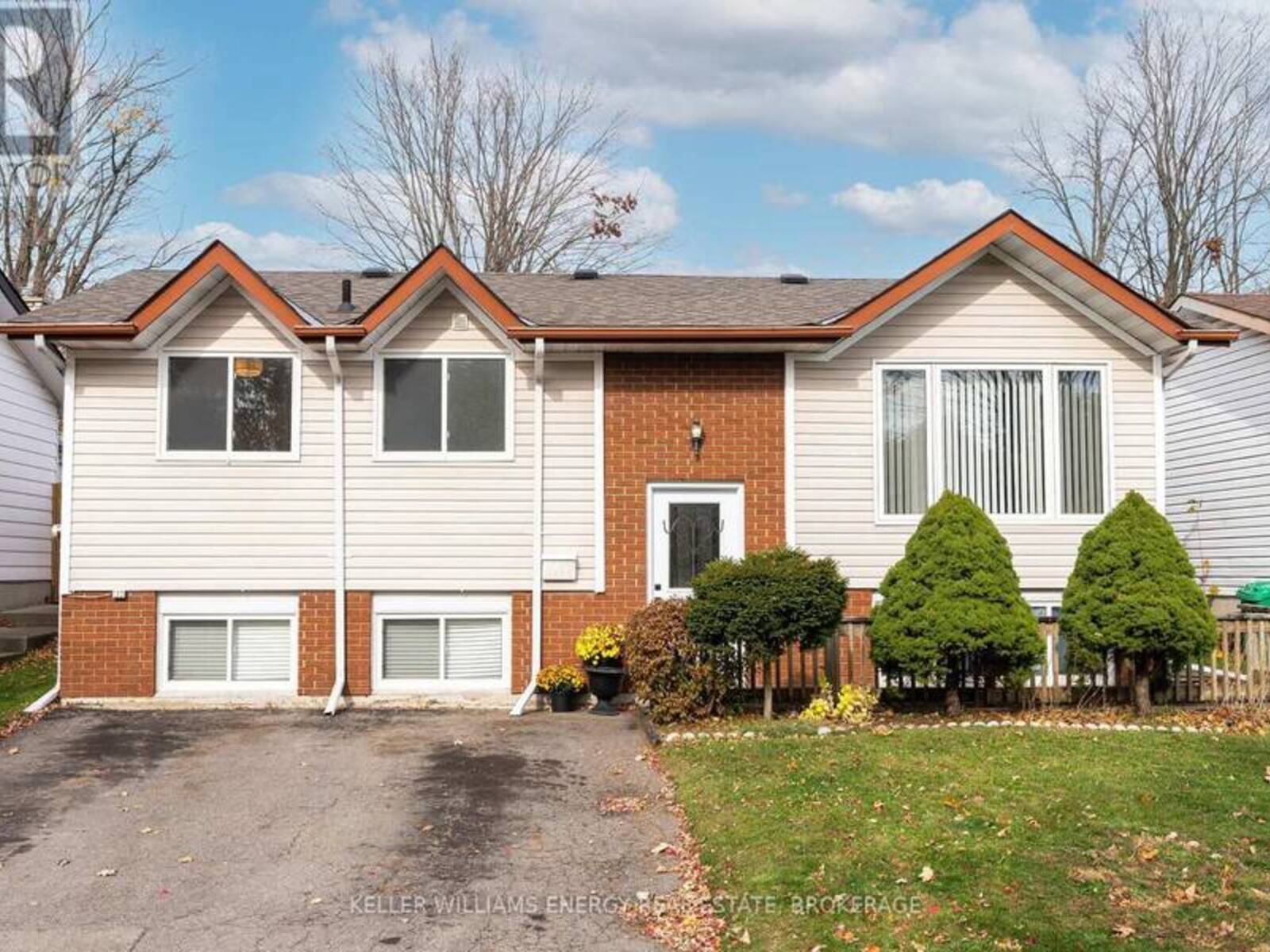 1678 WOODGROVE CRESCENT, Peterborough, Ontario K9K 1N2