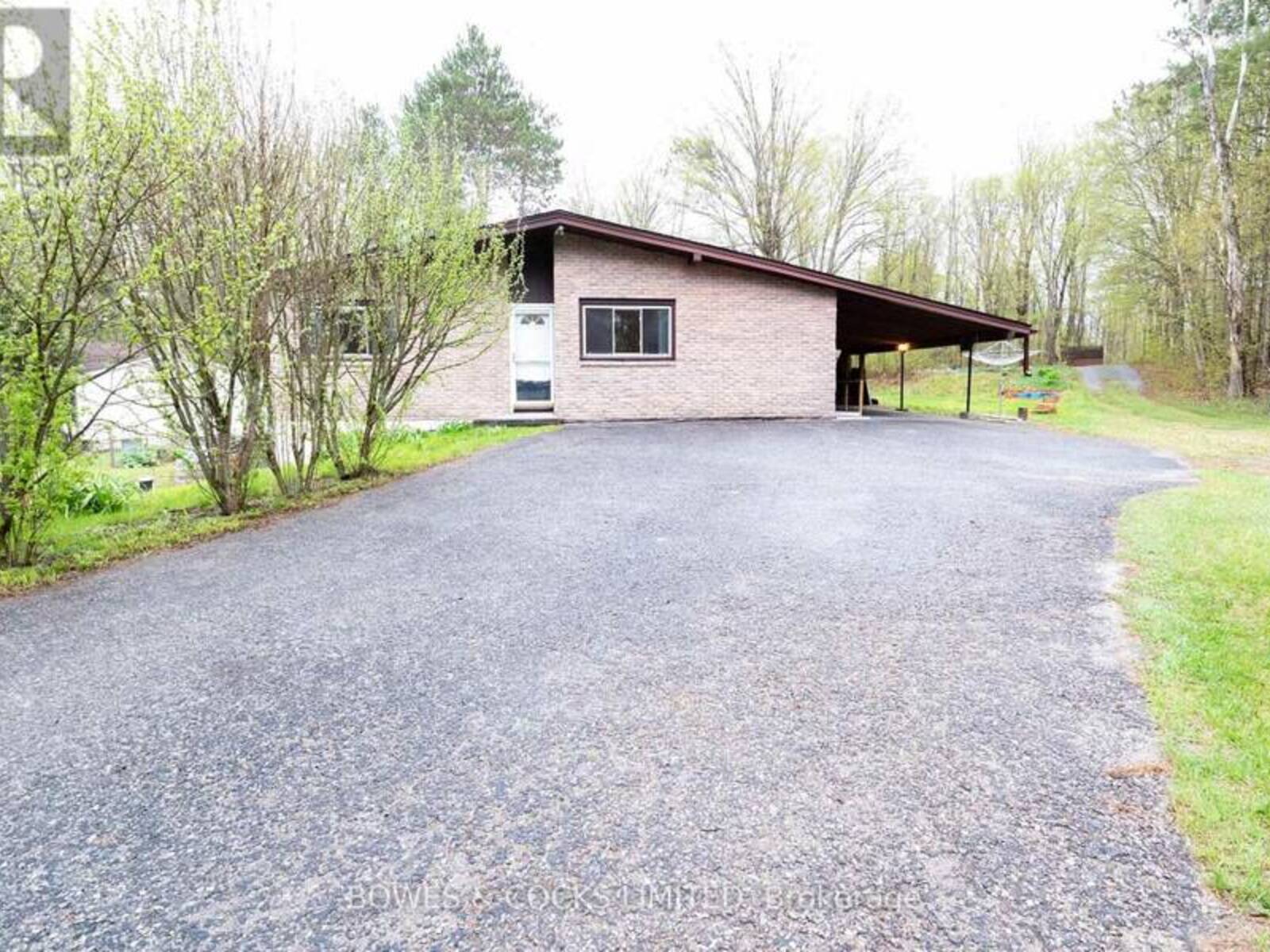 66 MCFADDEN ROAD, Apsley, Ontario K0L 1A0