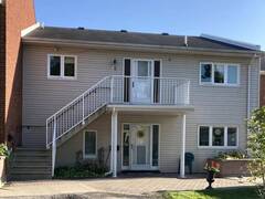 14 - 179 HERCHIMER AVENUE Belleville Ontario, K8N 4G7