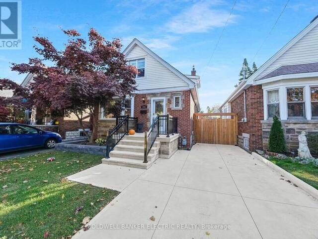 215 WEXFORD AVENUE S Hamilton Ontario, L8K 2P1