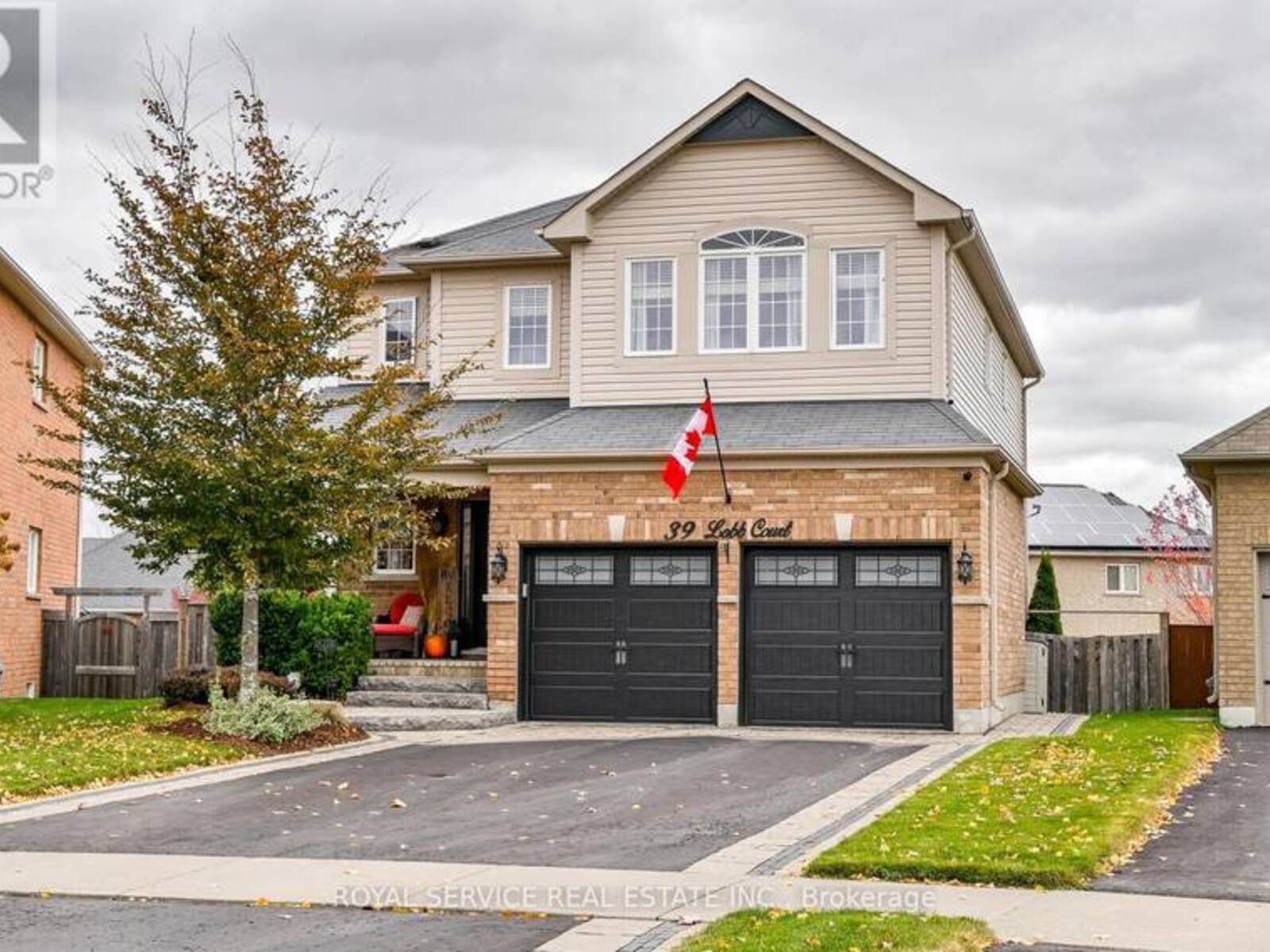 39 LOBB COURT, Clarington, Ontario L1C 0K4