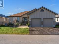 82 DORCHESTER DRIVE Prince Edward Ontario, K0K 3L0